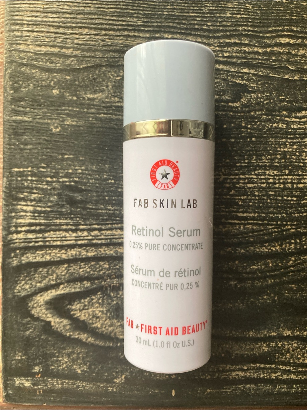 First Aid Beauty Retinol Serum -